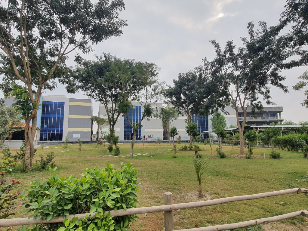 ٢٠٢٠١١٢٨_١١١١٥٨